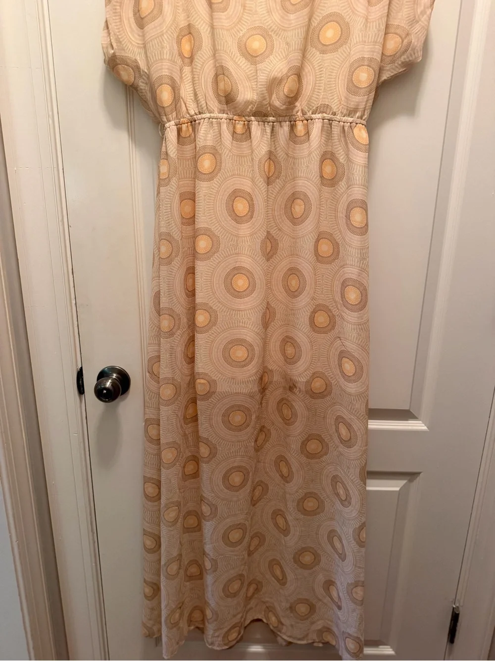 Forever 21 Neutral Beige V-Neck Puff Sleeve Boho Maxi Dress - Picture 10 of 13